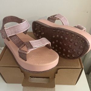 Melissa Papete + Rider Platform II